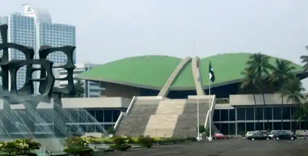 arti pemakzulan