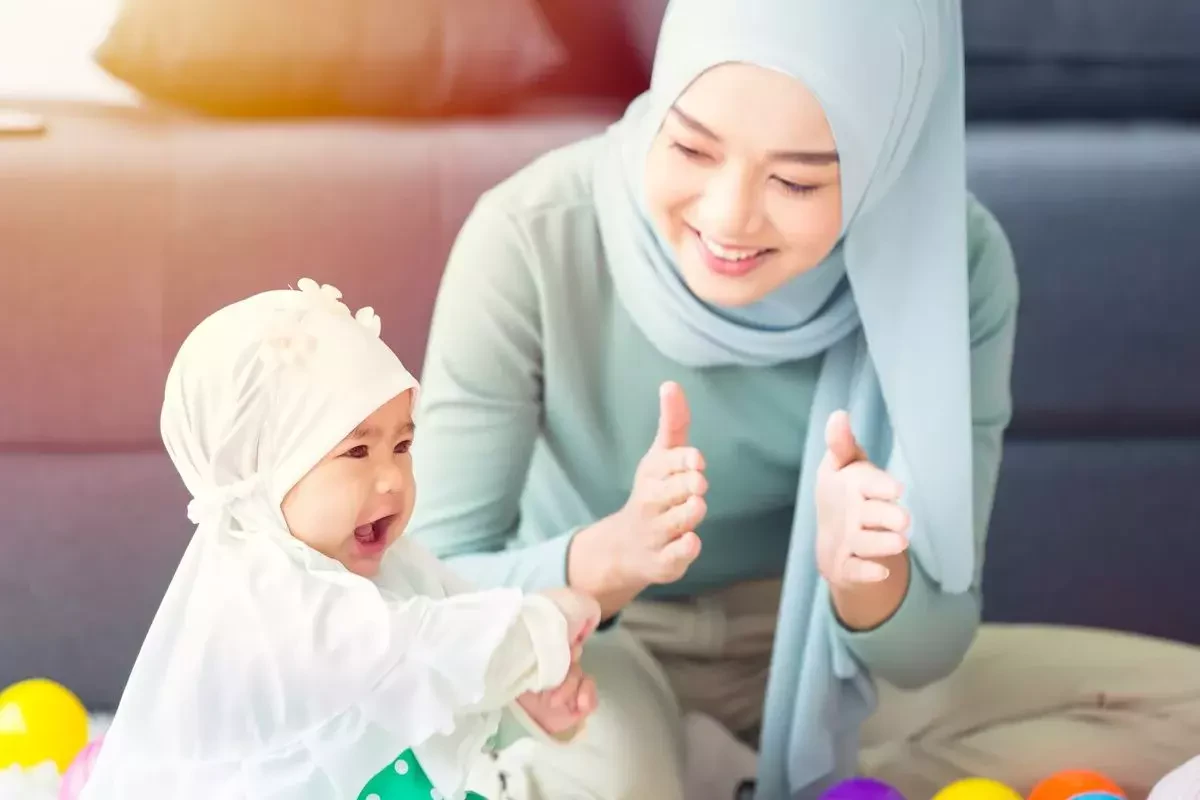 arti nama aisyah