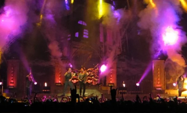 konser avenged severfold di gbk jakarta