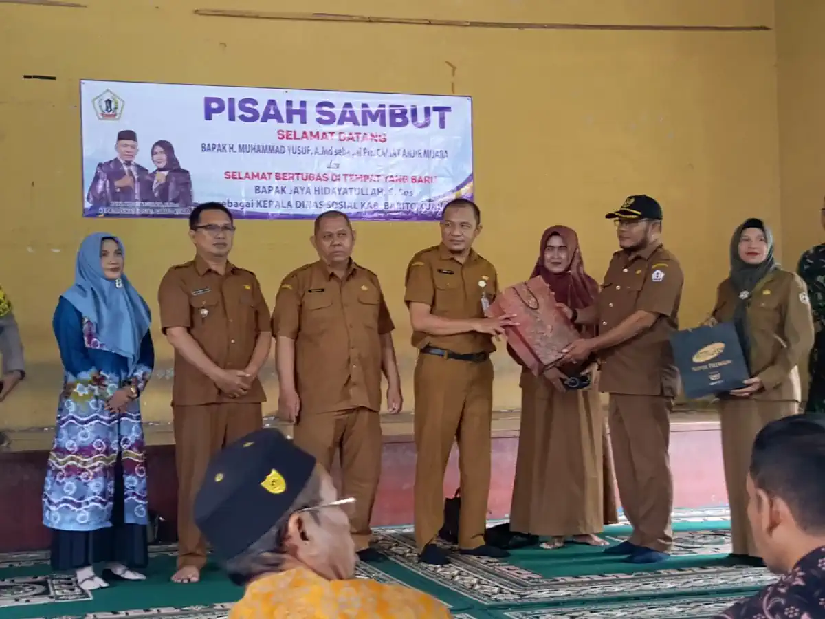 pisah sambut camat anjir muara